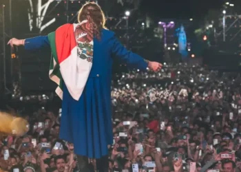 Más de 170 mil espectadores acuden al recital gratuito de Maná en Guadalajara