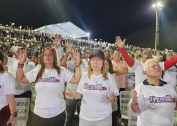 Venezuela se congrega en plegaria ecuménica a las 7:00 p.m. luego de la reciente actividad sísmica