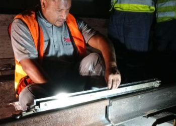 Reemplazan 21,30 metros de carriles en el Metro de Los Teques