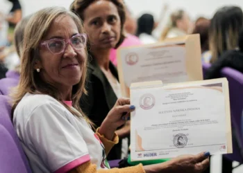 Escuela de Liderazgo Nora Castañeda concluye taller de promotoras locales