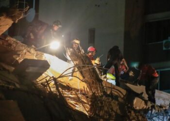 Ejecutivo nacional establece fondo preliminar para la restauración de viviendas y recintos médicos