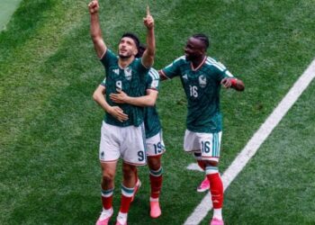 México inicia con éxito el Mundial 2026: Derrota 2-0 a Sudáfrica en el duelo inaugural