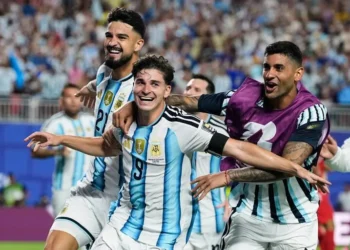 Argentina vence a Suiza en tiempo extra y enfrentará a Inglaterra en semifinales