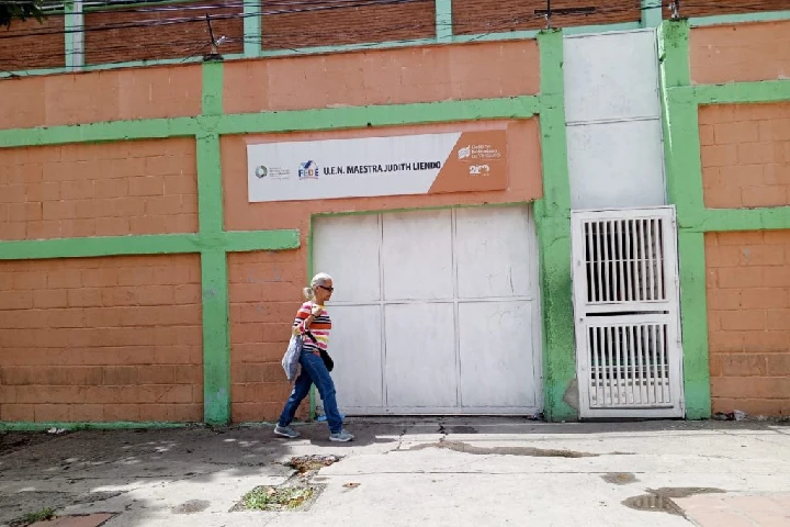 Refugio temporal de El Valle acoge a familias damnificadas por los movimientos telúricos