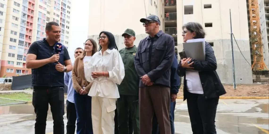 Delcy Rodríguez anuncia la entrega de 4.000 viviendas este año para los afectados por los terremotos