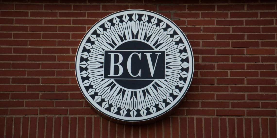 BCV | Dólar se cotiza en Bs. 742,81 y el euro en Bs. 844,75
