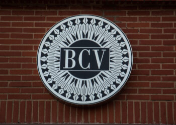 BCV | Dólar se cotiza en Bs. 742,81 y el euro en Bs. 844,75