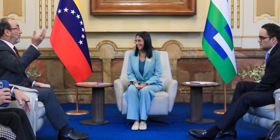 Venezuela y CAF coordinarán la administración de recursos para la atención humanitaria