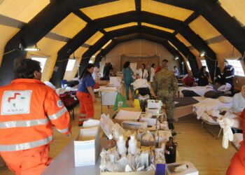 Ayuda humanitaria de Italia a Venezuela se reforzará tras la emergencia sísmica