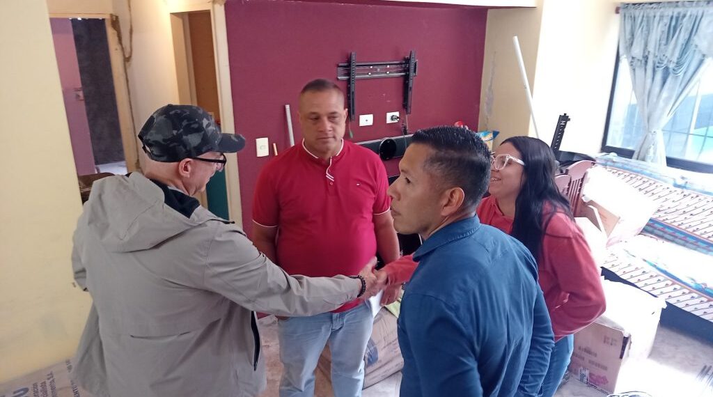Residentes expresan su gratitud por las labores de reconstrucción en sus viviendas