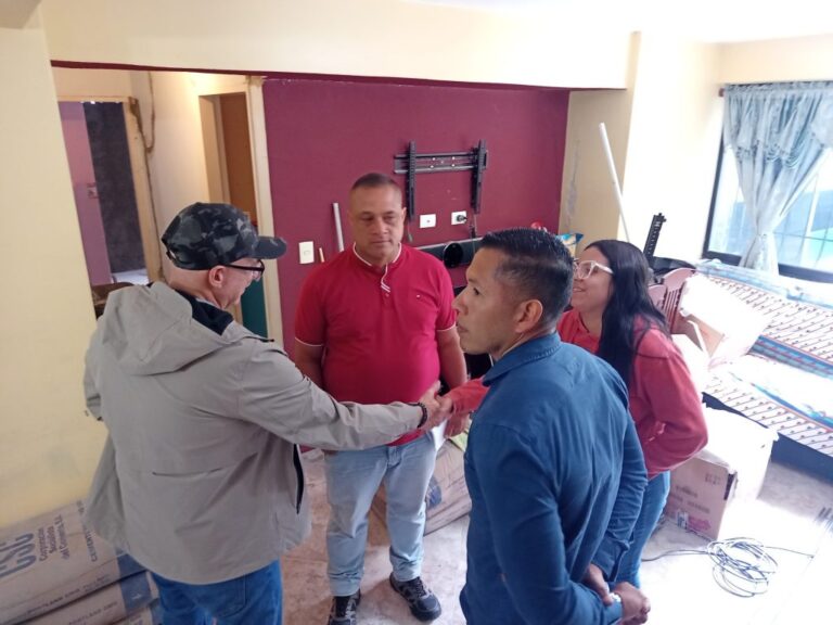 Residentes expresan su gratitud por las labores de reconstrucción en sus viviendas
