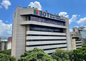 El Banco Digital de los Trabajadores brinda apoyo financiero en El Junquito tras los sismos