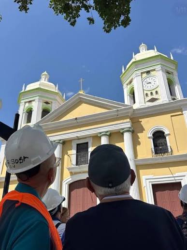 Iniciamos labores de emergencia en el histórico campanario de San Diego de Alcalá