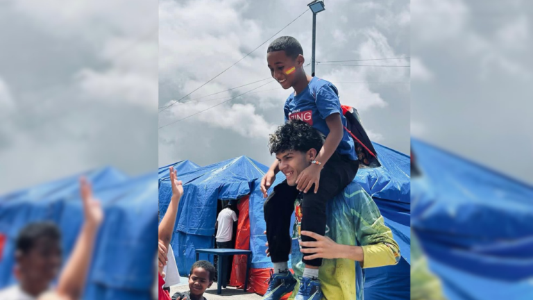 Los Salias entrega donaciones a niños de El Junquito tras los recientes terremotos