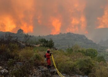 73.000 desalojados y 25.000 hectáreas de bosque arrasadas en el centro de España