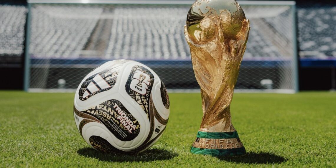 La FIFA y Adidas presentaron la pelota que se empleará en la definición del Mundial 2026