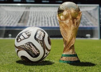 La FIFA y Adidas presentaron la pelota que se empleará en la definición del Mundial 2026