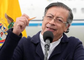 Díaz-Canel acoge a Petro en su periplo final como mandatario colombiano