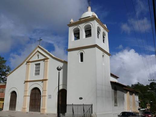 Avanza la restauración de la Iglesia San Diego de los Altos en Guaicaipuro