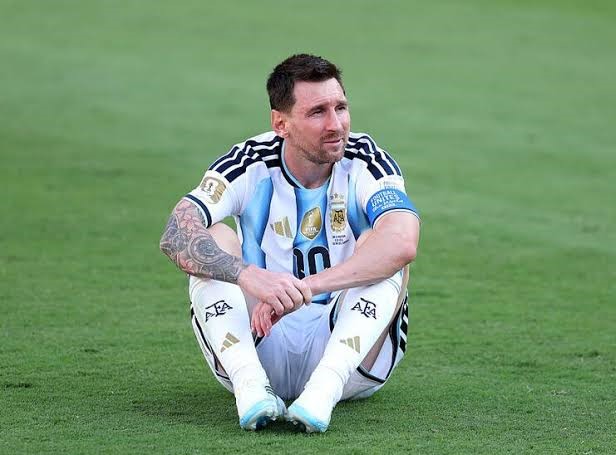 Con una emotiva carta, Messi anuncia su retiro de la selección argentina