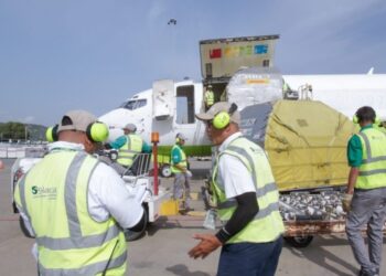 Maiquetía reanuda operaciones de carga internacional tras labores de recuperación en su infraestructura tras los terremotos del 24J