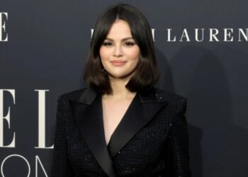 Selena Gomez enfrenta demanda por fraude y su defensa solicitará la desestimación