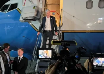 Chris Wright en Maiquetía: «Muchas inversiones de EE.UU. aumentarán la prosperidad de venezolanos y estadounidenses»