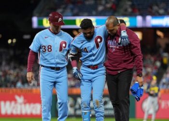 Luis Arráez se perderá la Serie del Comodín por lesión