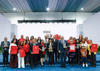 Presidenta Delcy Rodríguez encabeza entrega del Premio Nacional de Periodismo Simón Bolívar 2026