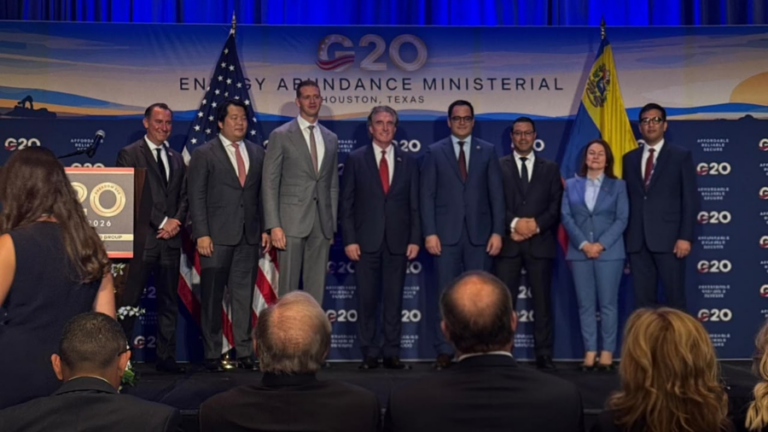 Venezuela y Heeney Capital firman acuerdo para extraer oro en El Callao en el marco del convenio con EE.UU.