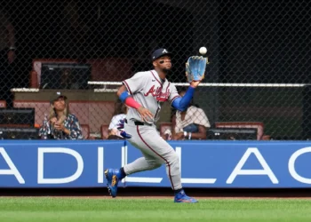 Acuña Jr., el más rápido en la historia de G.L. en llegar a 200 HR y 200 BR