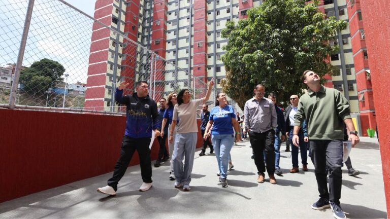 Presidenta Delcy Rodríguez encabeza este lunes la entrega de 440 viviendas rehabilitadas en Catia