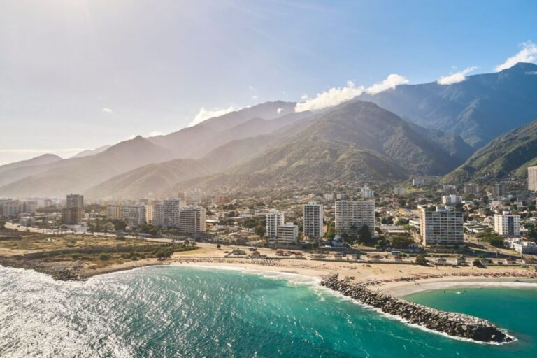 Plan Maestro proyecta al estado La Guaira como una potencia turística y logística de Venezuela