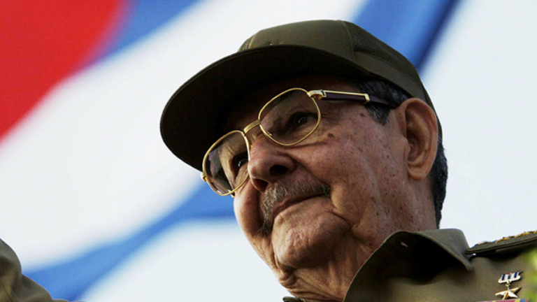Raúl Castro se encuentra en estado crítico tras sufrir un accidente cerebrovascular, según la prensa internacional