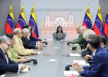 Presidenta aborda consensos laborales en reunión con Fedecámaras, Fedeindustrias y Centrales de Trabajadores