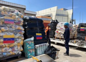 Venezuela envía 40 toneladas de ayuda humanitaria a Panamá