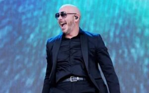 Pitbull lanza su decimocuarto álbum de estudio ‘PITCOIN’ con colaboraciones de lujo