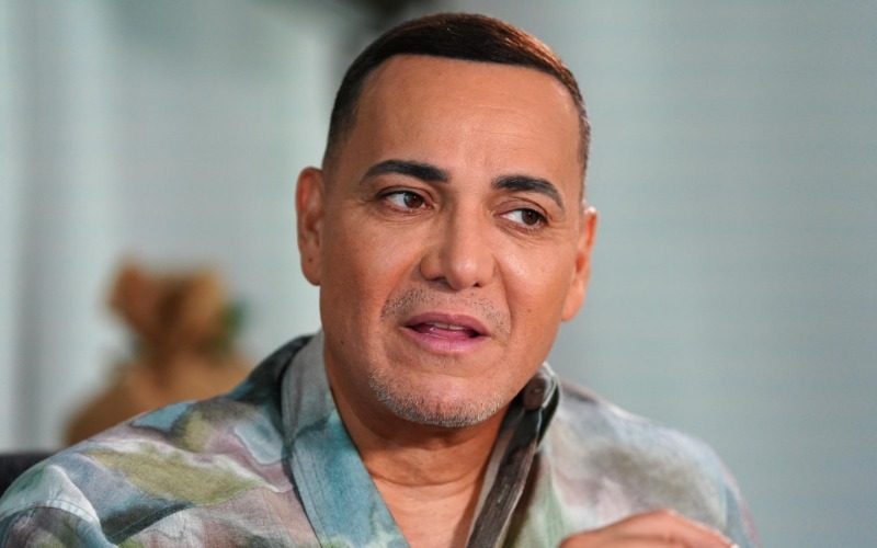 Víctor Manuelle estrena su álbum navideño «La parranda es nuestra»